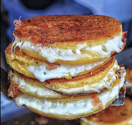 MozzArepas — Colombian Arepas